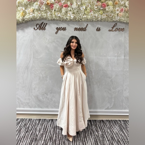 worn only once, in excellent condition,   After dry cleaned - Picture 2 of 7